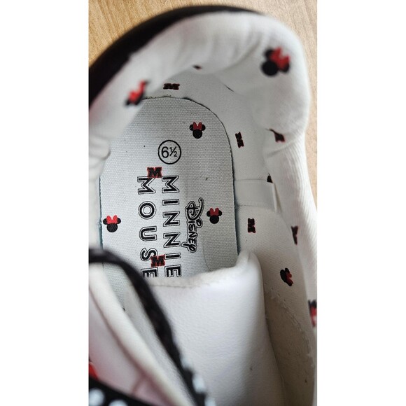 Disney Minnie Mouse Shoes Womens Size 6.5 White Black Embroidered Polka Dot - Picture 5 of 8